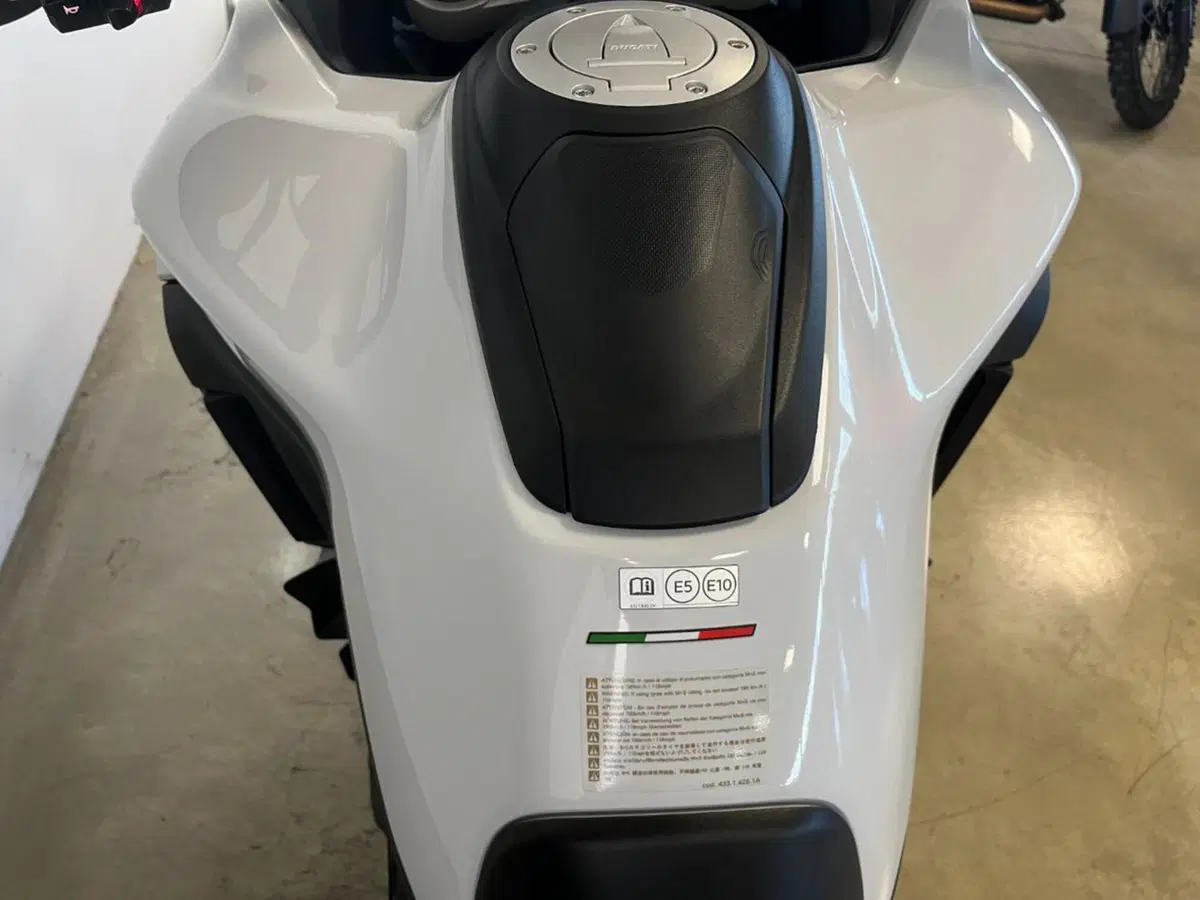 Ducati Multistrada V4 S (2021 - 24) (10)