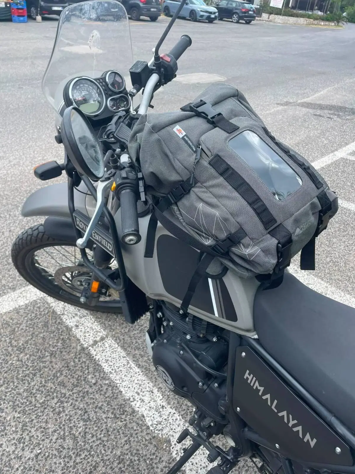 Royal Enfield Himalayan 411 (2021 - 24) (2)