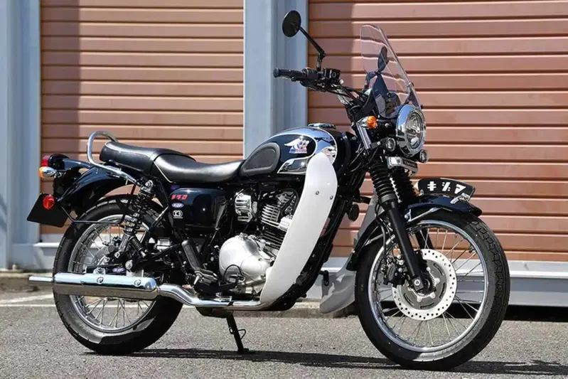 La Meguro S1 con il kit di accessori dedicati Kijima