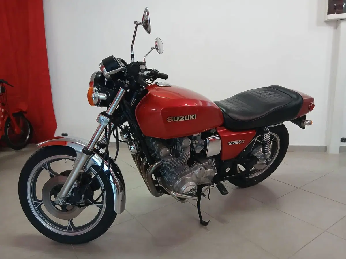 Suzuki GS850G (3)