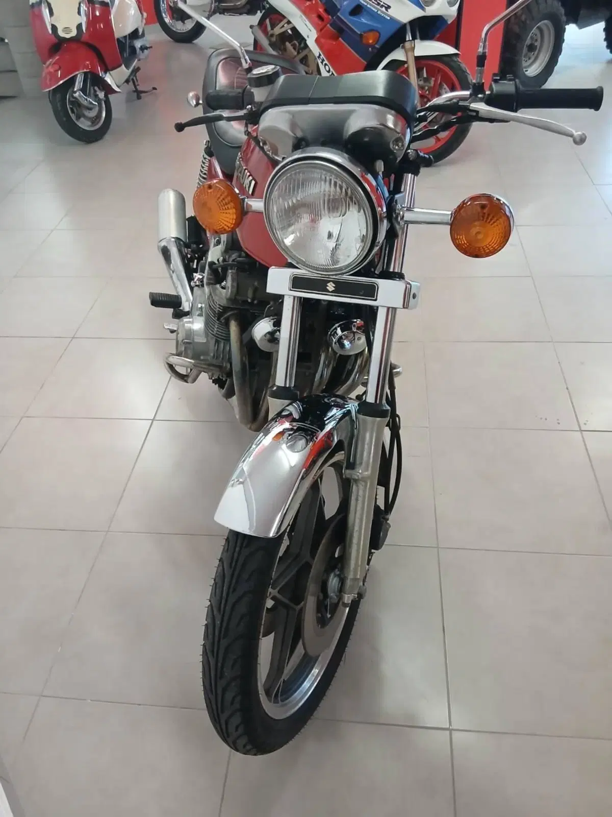Suzuki GS850G (5)