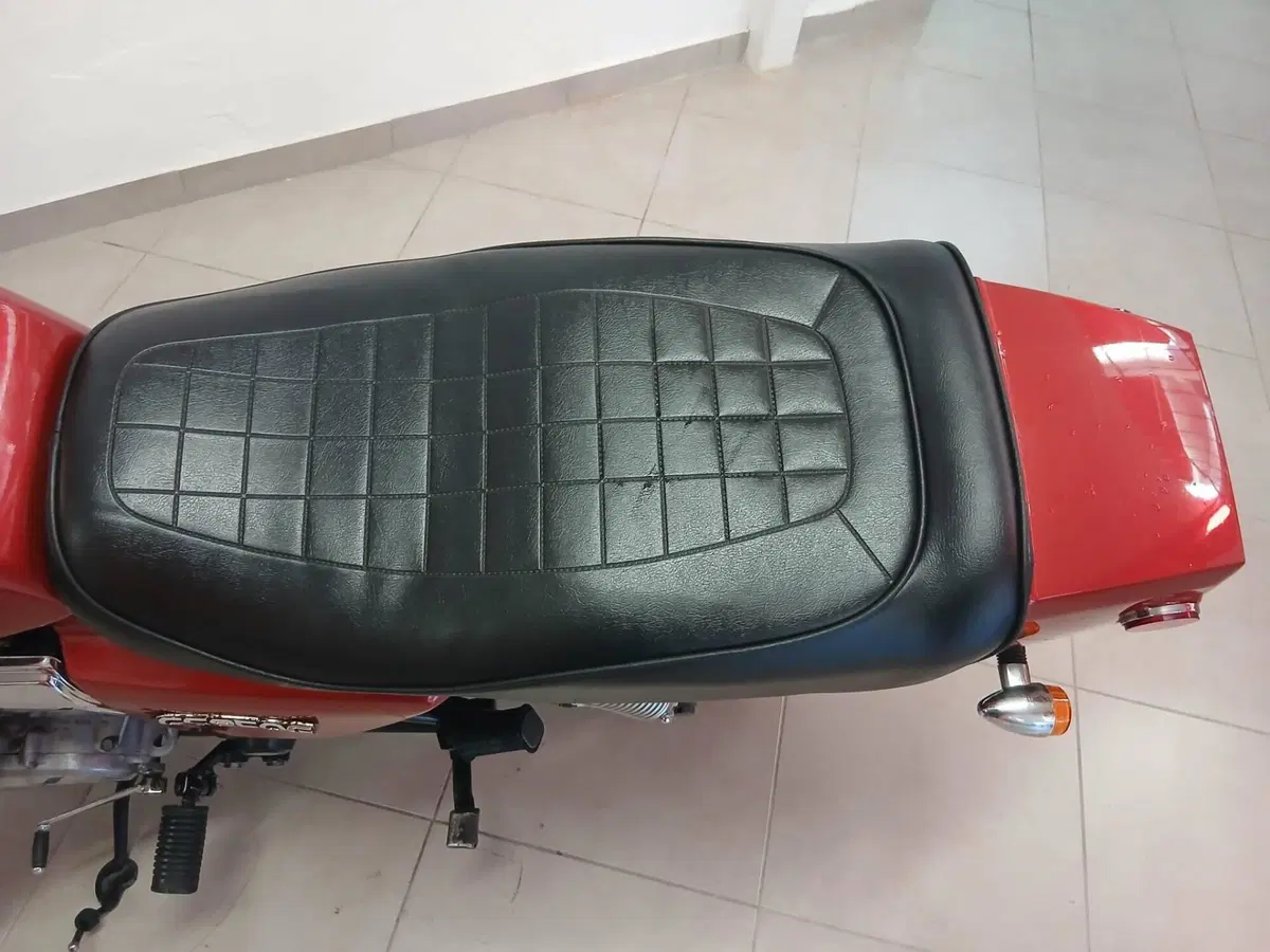Suzuki GS850G (6)