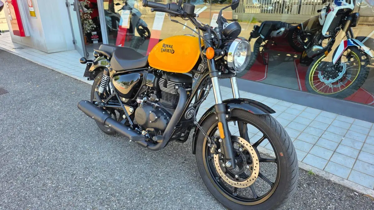 Royal Enfield Meteor 350 (2021 - 26) (2)