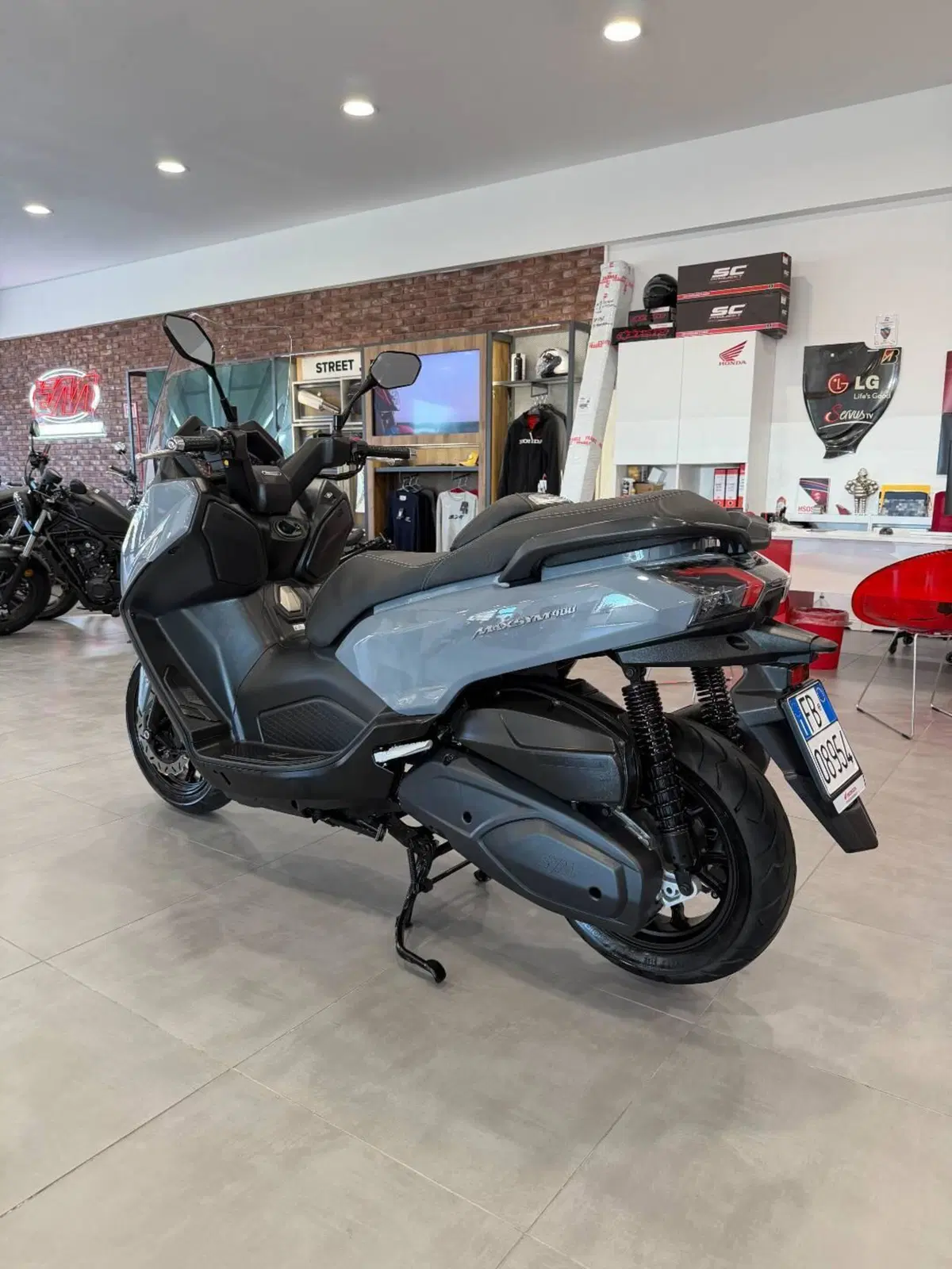 Sym Maxsym 400 (2021 - 25) (4)