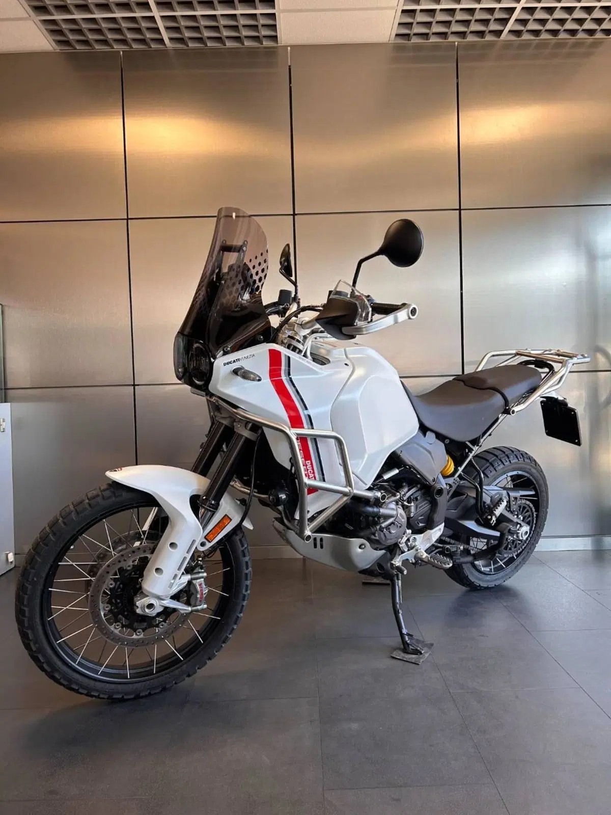 Ducati DesertX (2022 - 25) (3)