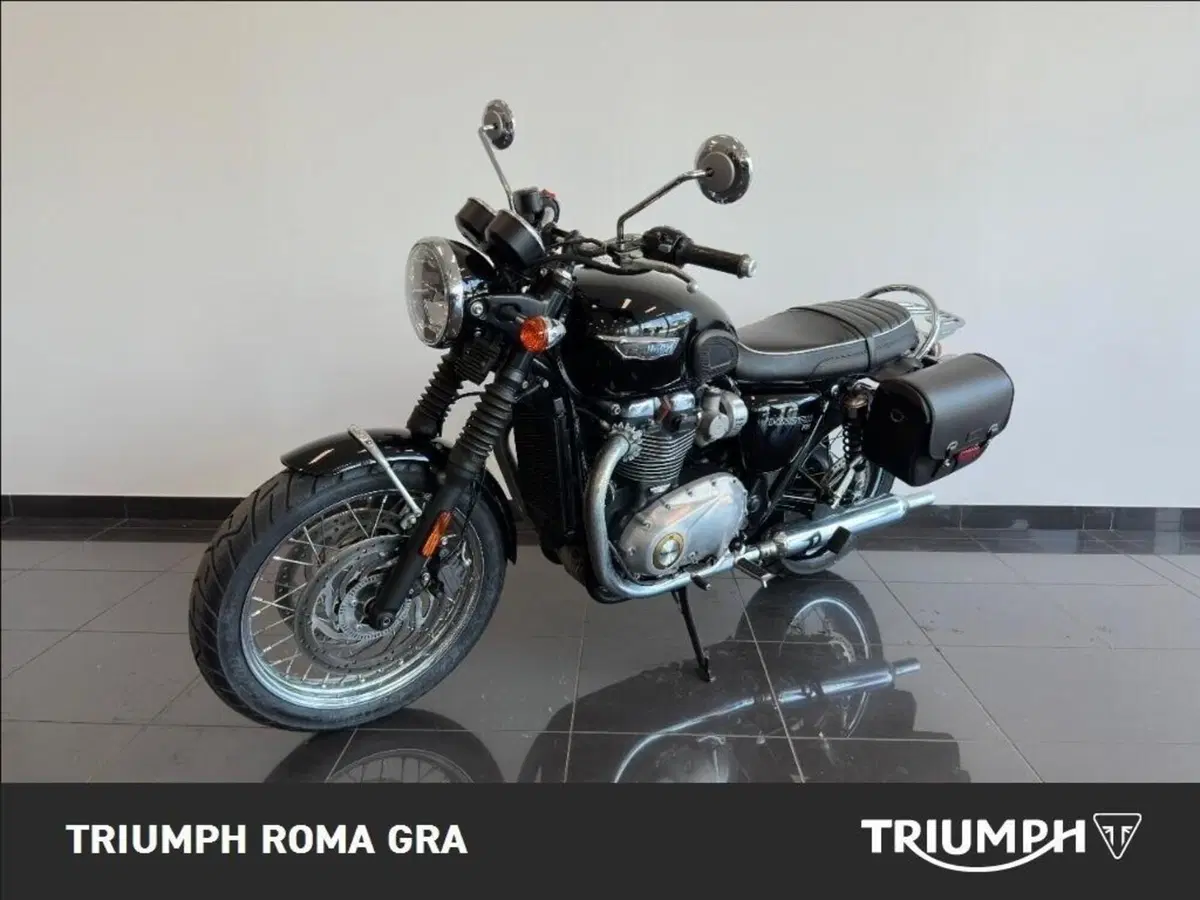 Triumph Bonneville T120 (2016 - 20) (2)
