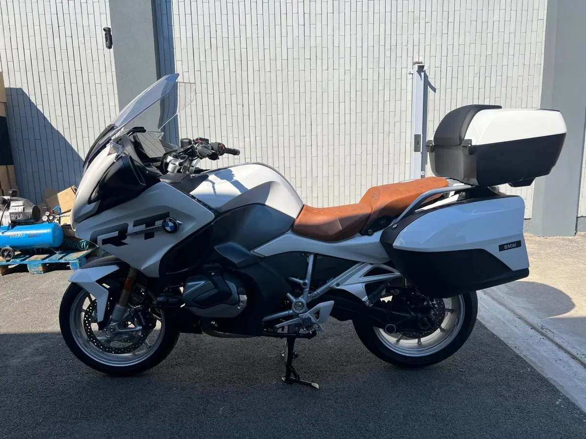 Bmw R 1250 RT (2021 - 25) (2)