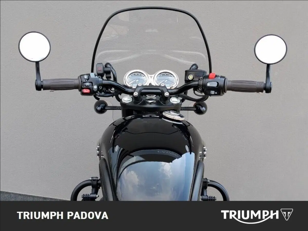 Triumph Bonneville T120 Black (2026) (11)