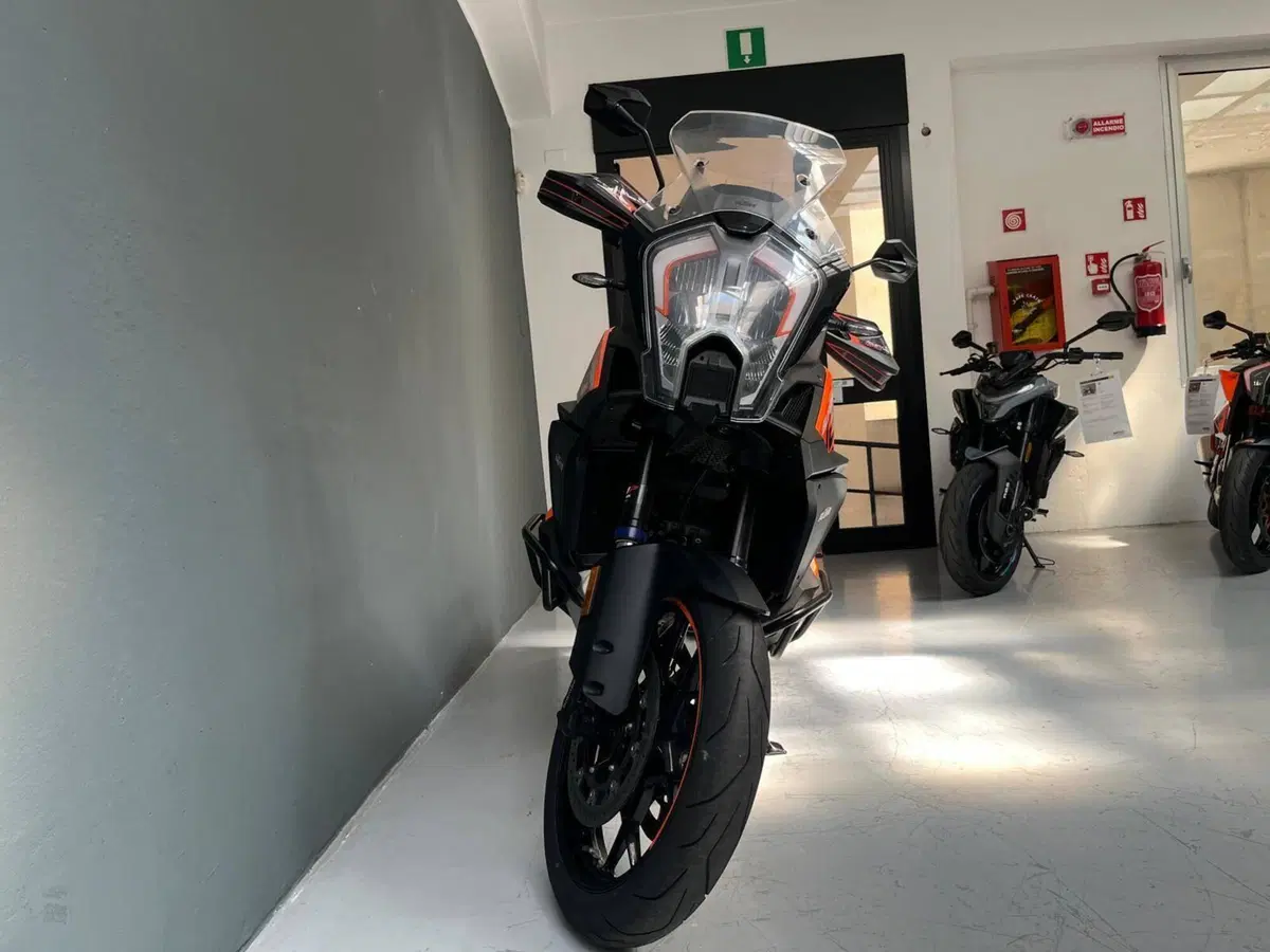 KTM 1290 Super Adventure S (2022 - 25) (8)