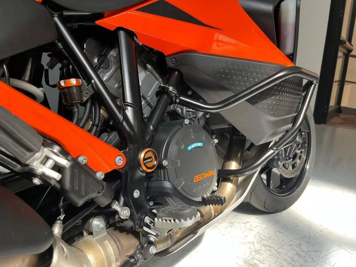 KTM 1290 Super Adventure S (2022 - 25) (5)