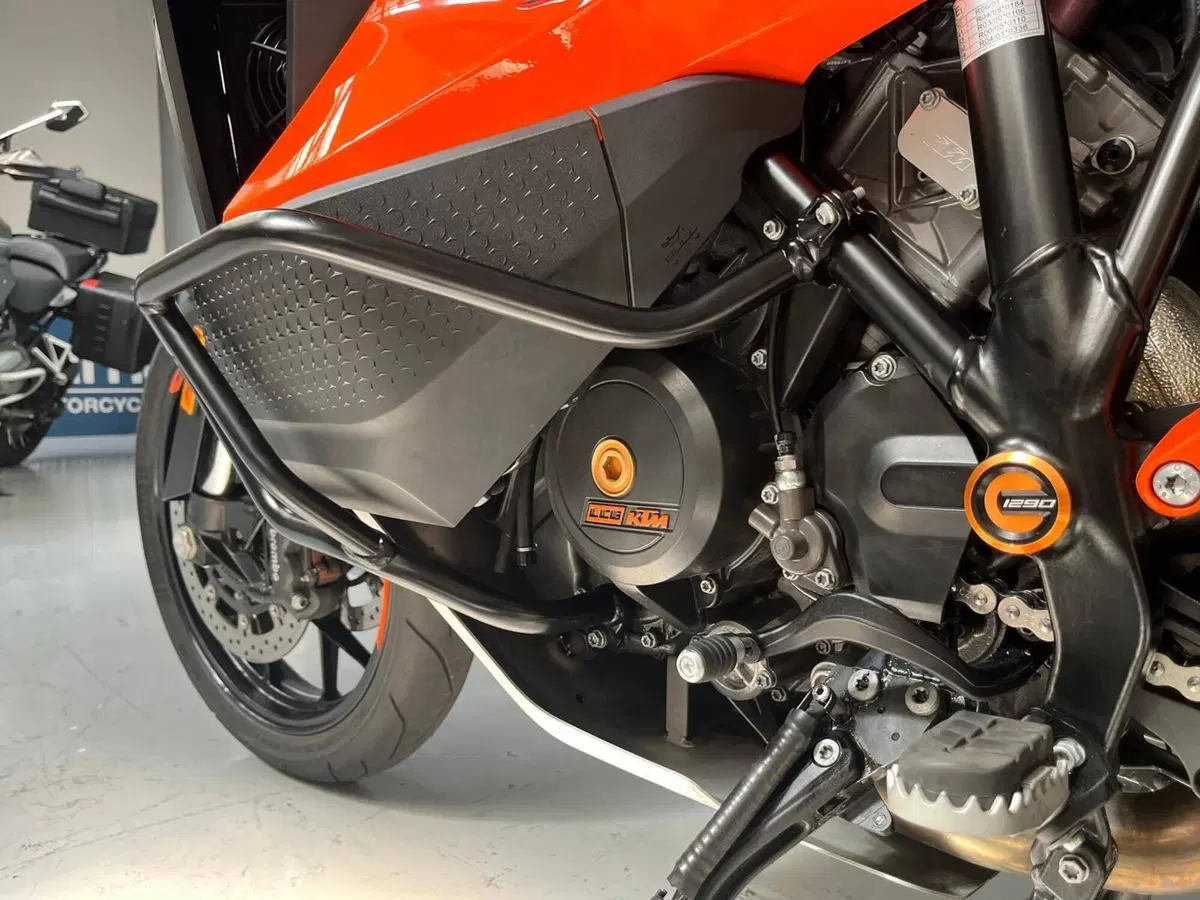 KTM 1290 Super Adventure S (2022 - 25) (6)