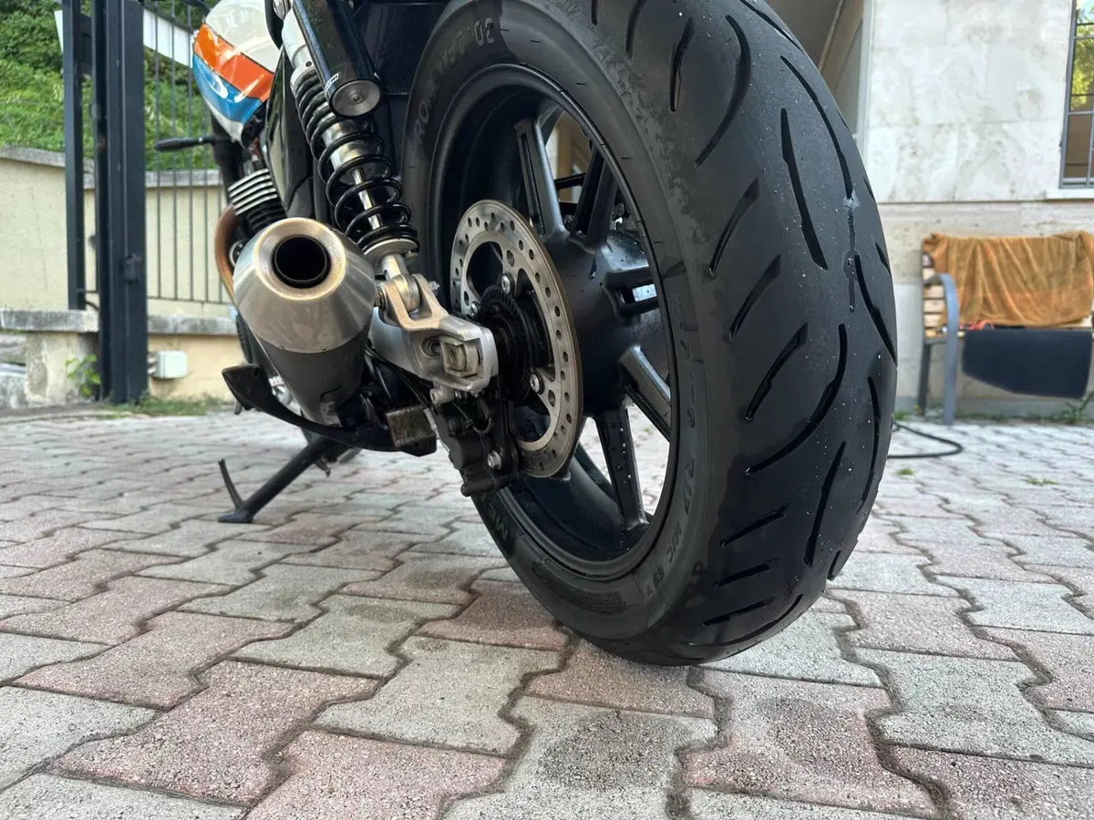 Triumph Speed Twin 900 (2025 - 26) (9)
