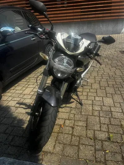 Ducati Monster 696 (2008 - 13) usata