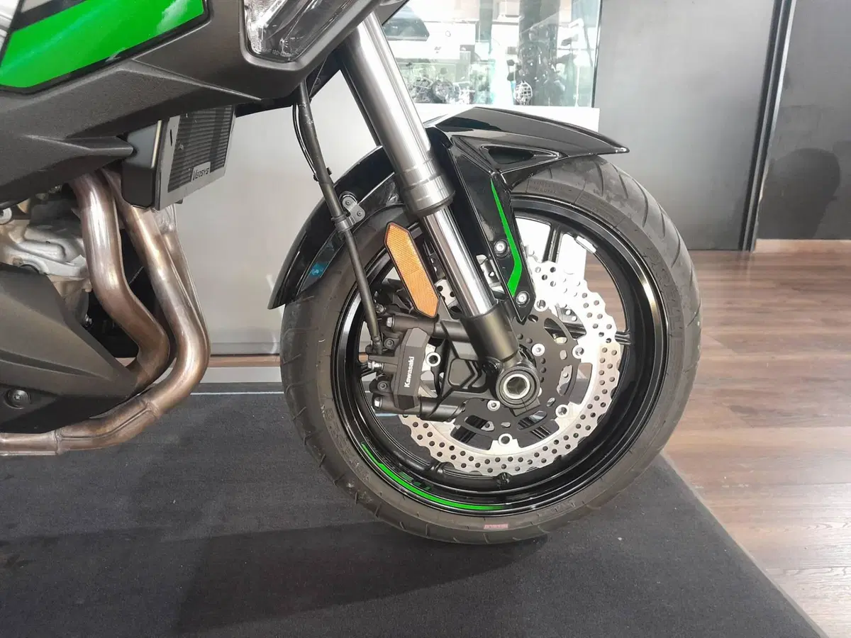 Kawasaki Versys 1000 SE (2021 - 24) (2)