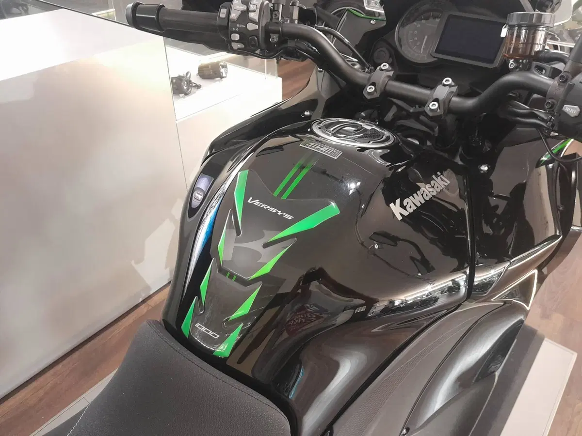 Kawasaki Versys 1000 SE (2021 - 24) (10)