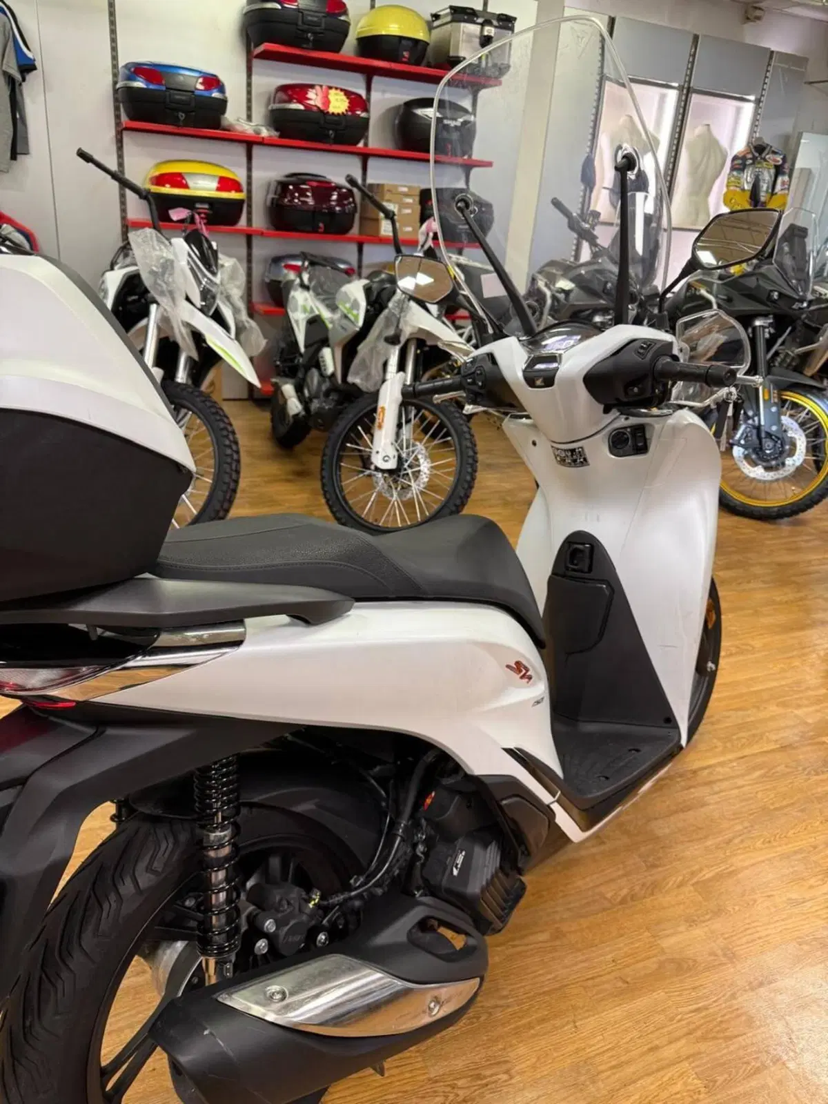 Honda SH 150i (2020 - 23) (7)