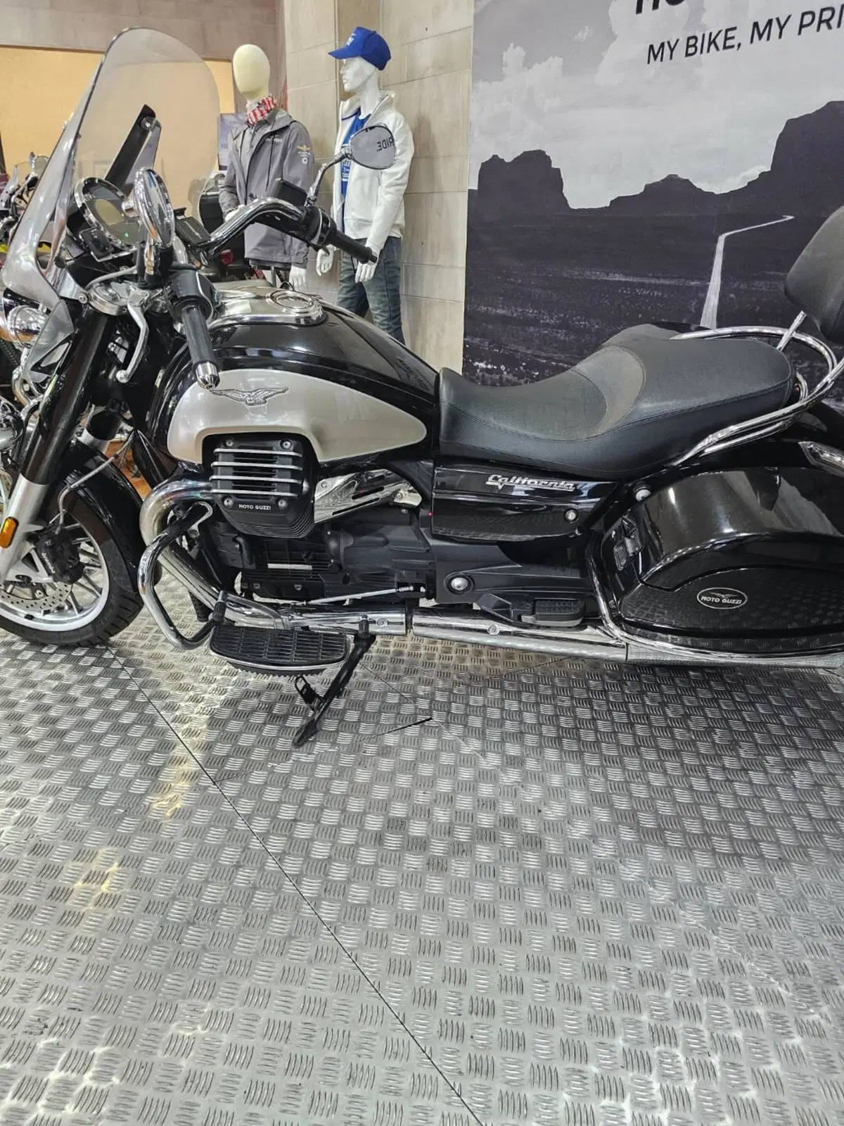 Moto Guzzi California 1400 Touring (2017 - 20) (4)