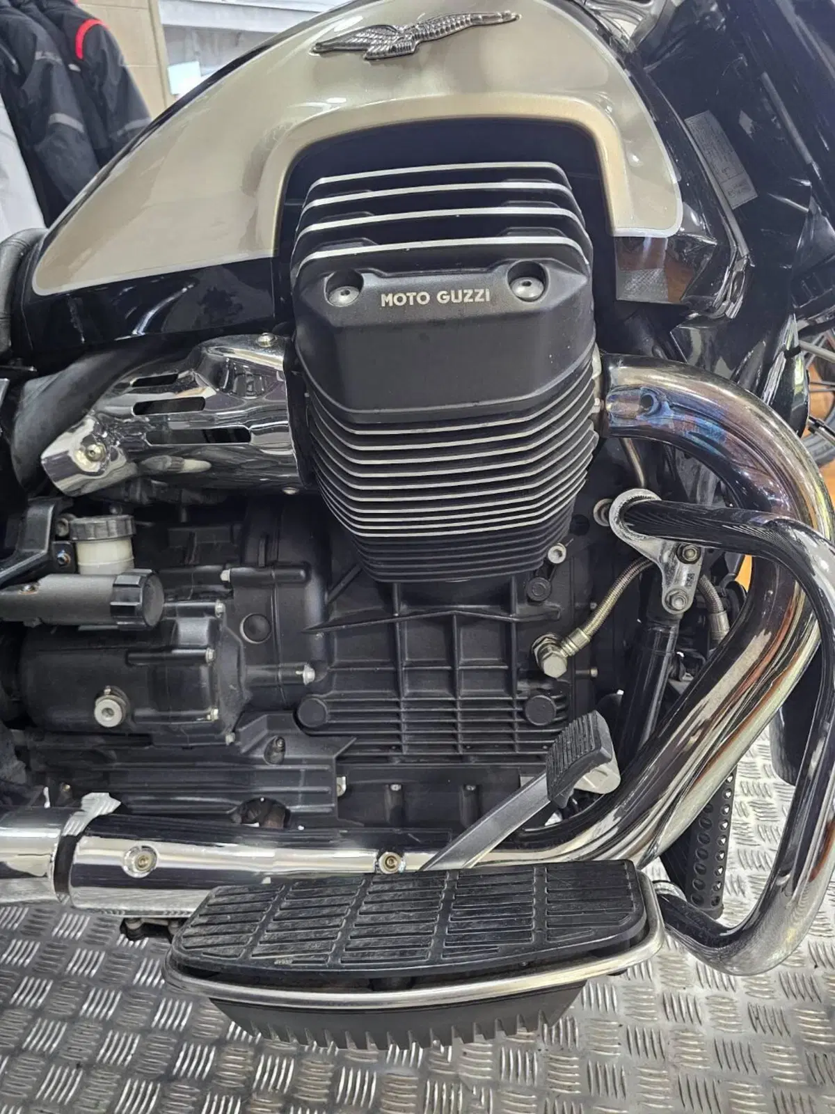Moto Guzzi California 1400 Touring (2017 - 20) (7)