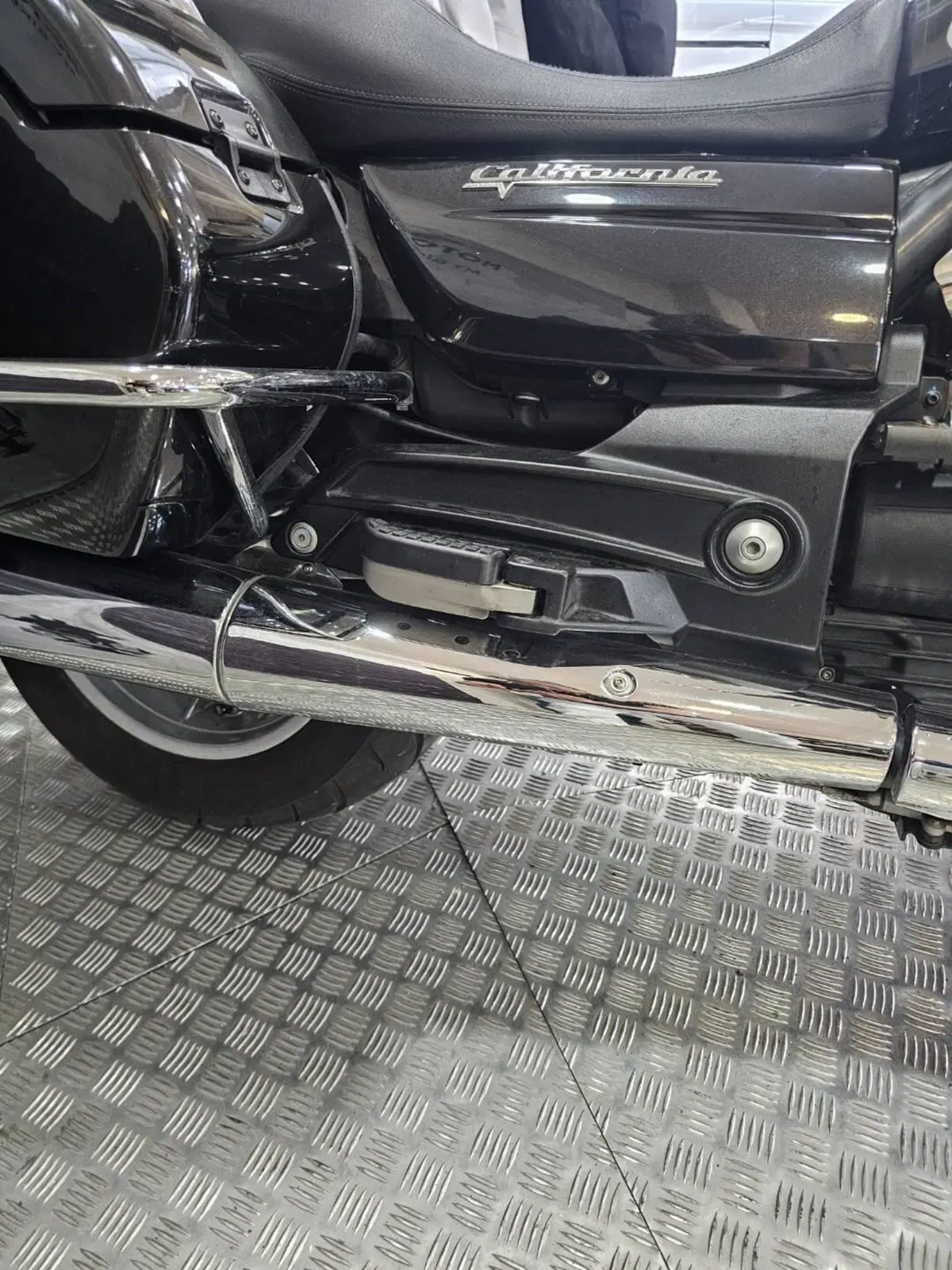 Moto Guzzi California 1400 Touring (2017 - 20) (8)