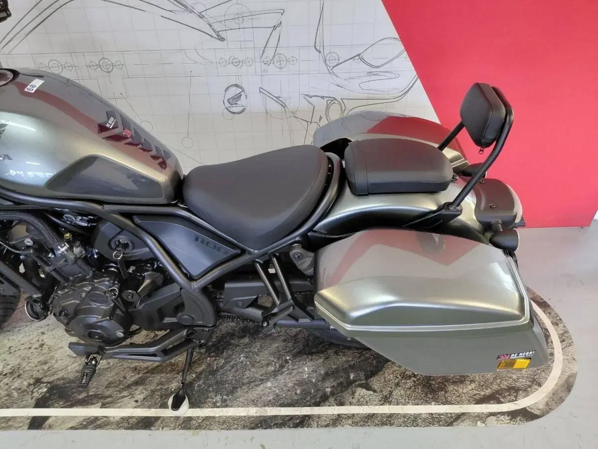 Honda CMX 1100 Rebel T DCT (2025 - 26) (3)