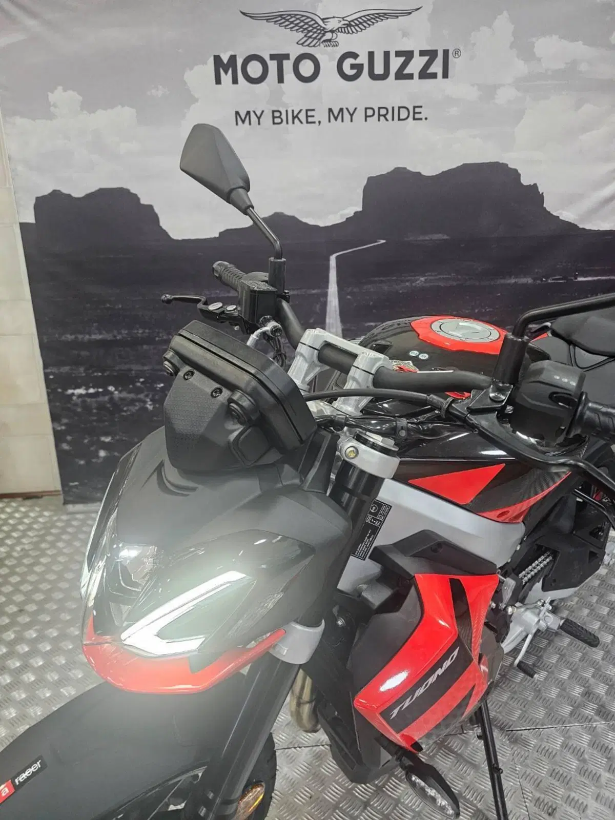 Aprilia Tuono 457 (2025 - 26) (2)