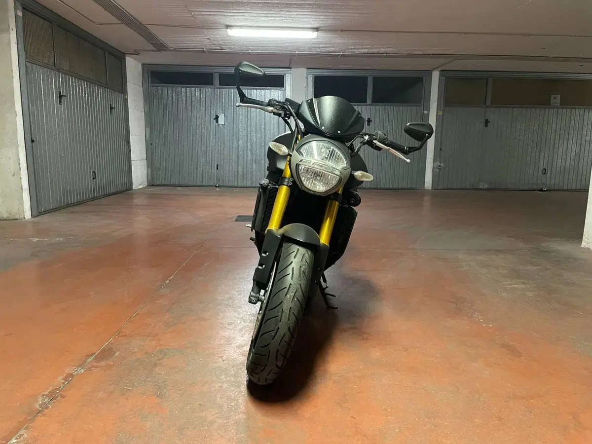 Yamaha FZ8 (2010 - 12) (4)