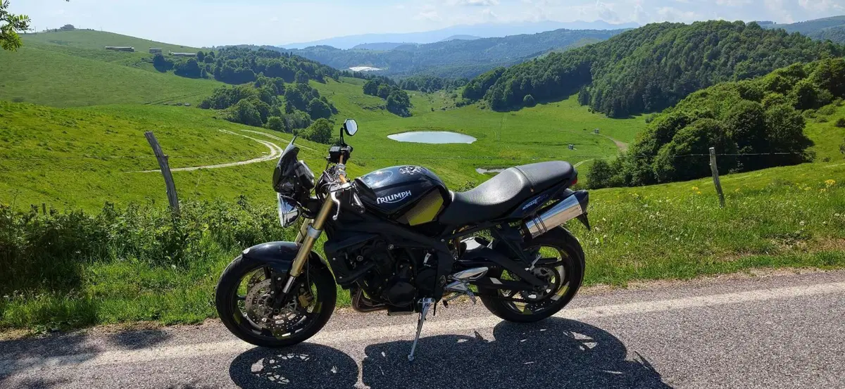 Triumph Street Triple (2007 - 12)