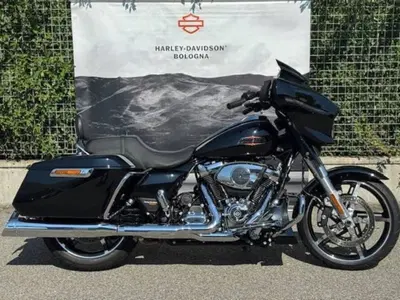 Harley-Davidson Street Glide (2024 - 26) usata