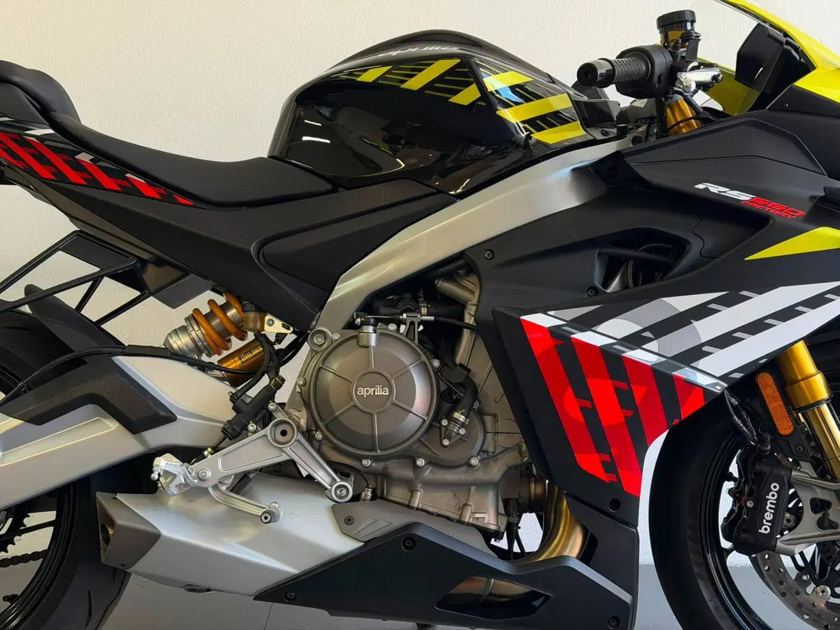 Aprilia RS 660 Factory (2025 - 26) (8)