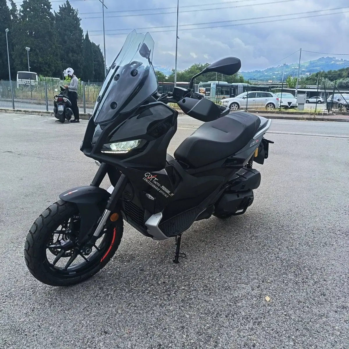 Aprilia SR GT 400 (2026) (6)