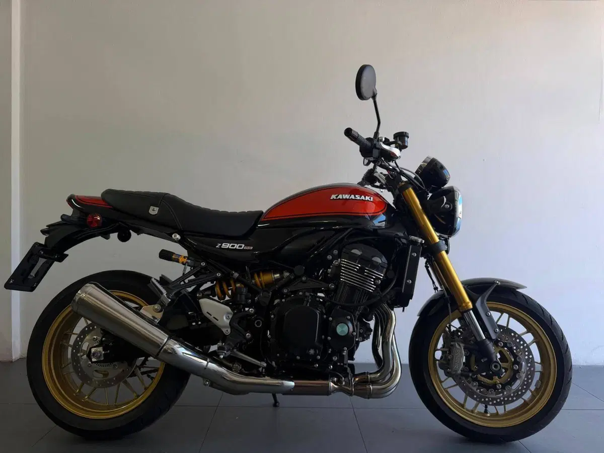 Kawasaki Z 900 RS SE (2026)