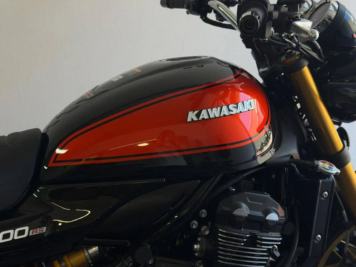 Kawasaki Z 900 RS SE (2026) (3)