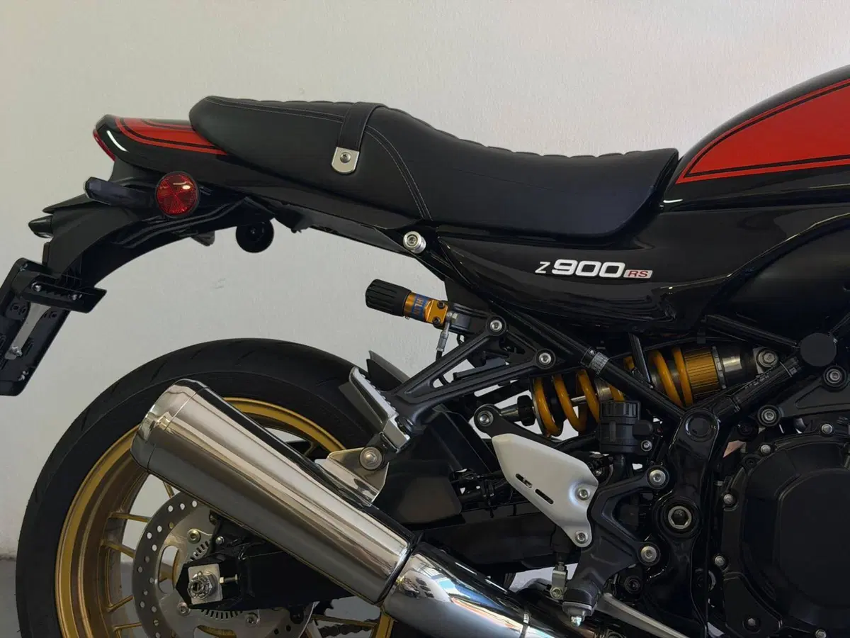Kawasaki Z 900 RS SE (2026) (4)