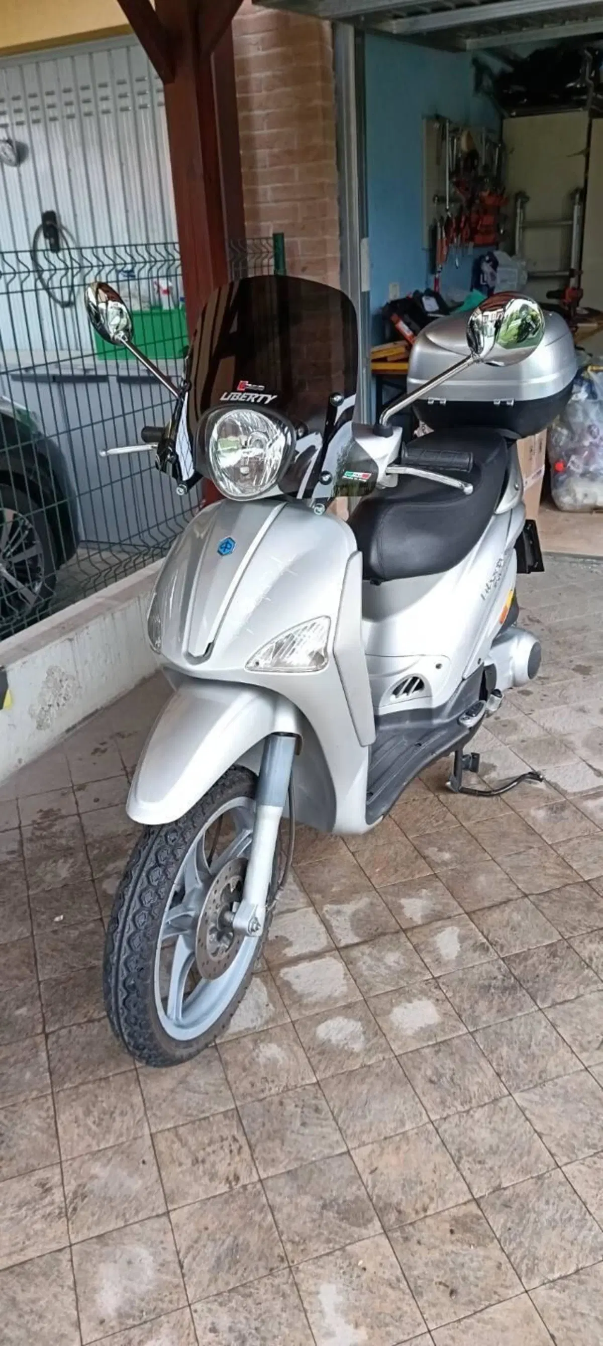 Piaggio Liberty 150 4T (2008 - 13) (2)