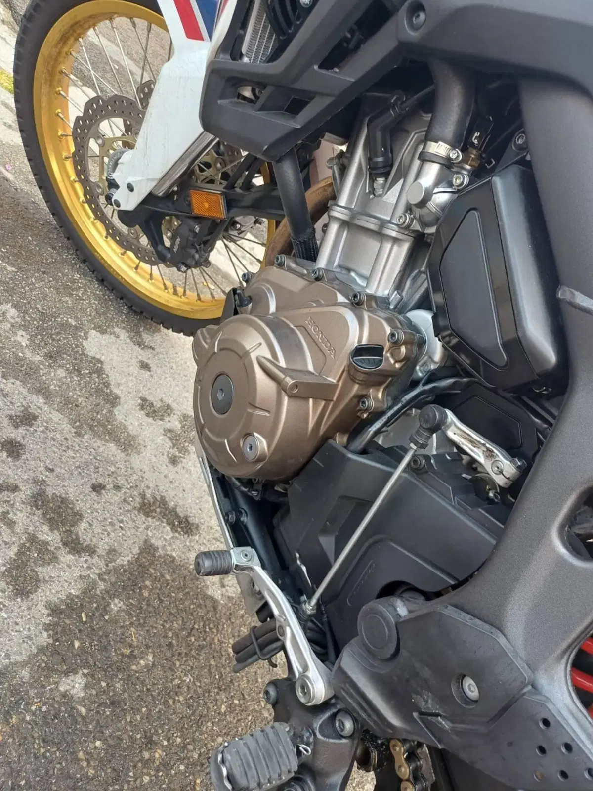 Honda Africa Twin CRF 1000L (2016 - 17) (9)