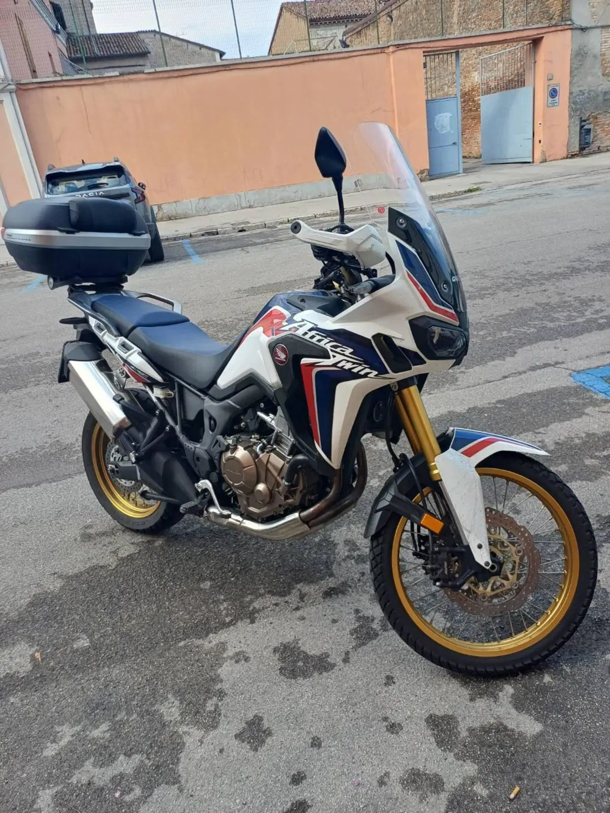 Honda Africa Twin CRF 1000L (2016 - 17) (11)