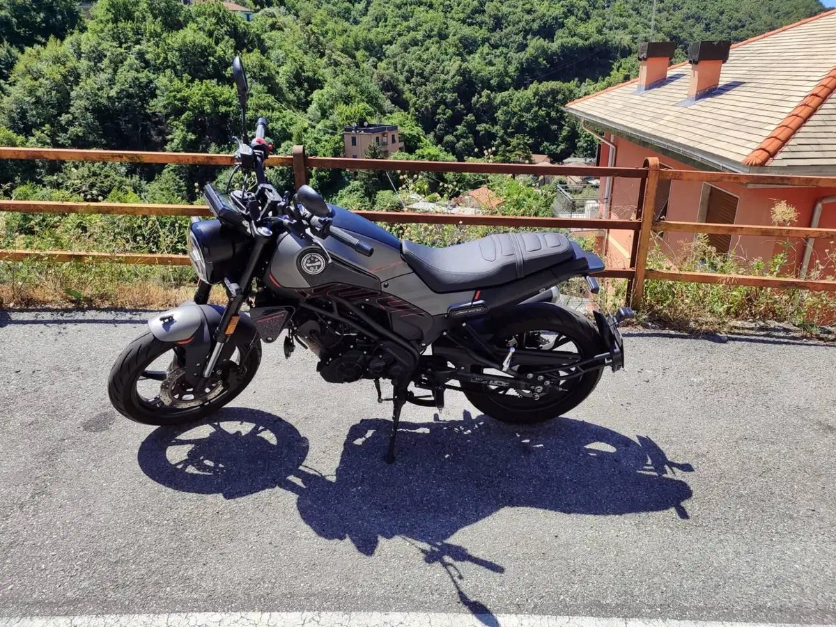 Benelli Leoncino 125 (2022 - 25) (5)