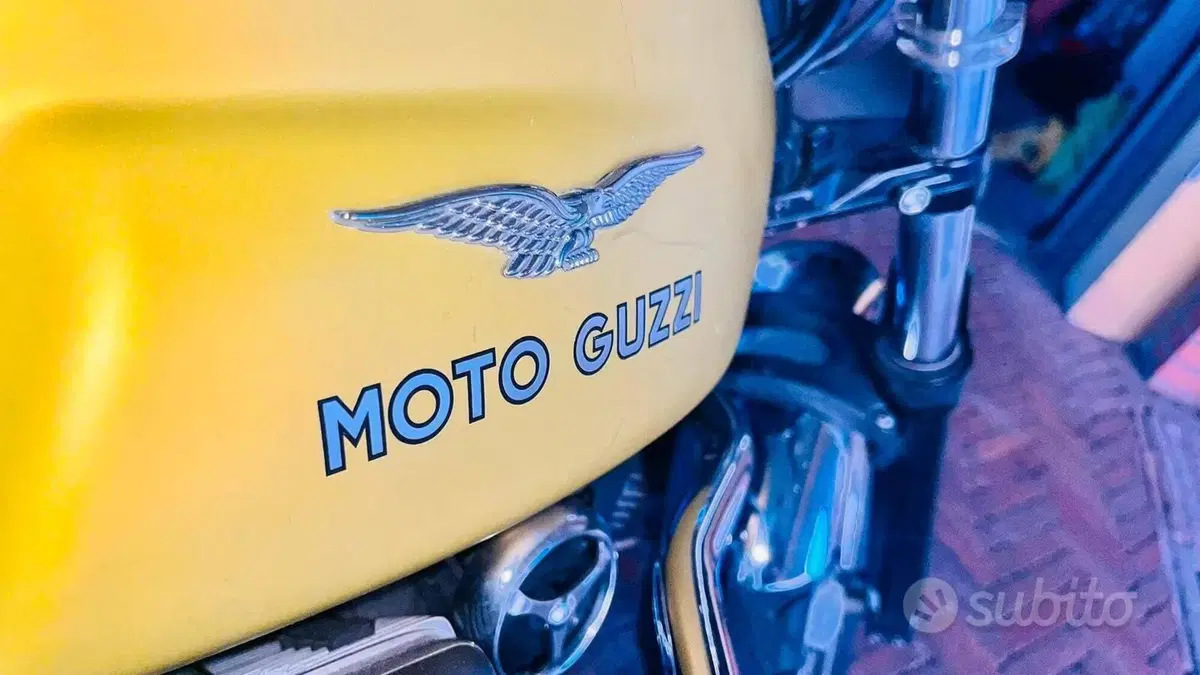 Moto Guzzi V7 Cafè Classic (2009 - 12) (3)