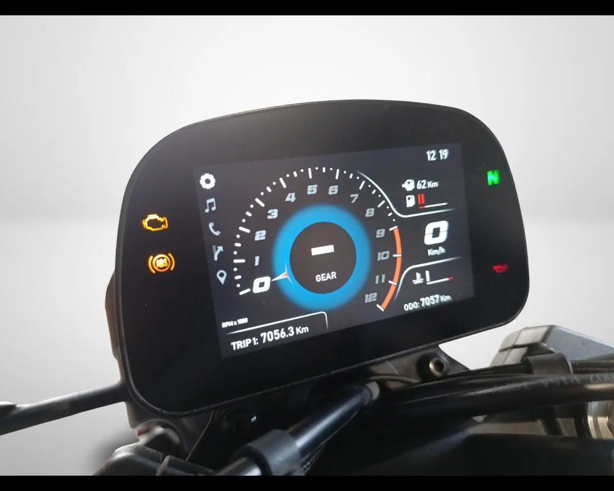 Moto Morini SEIEMMEZZO STR (2022 - 26) (8)