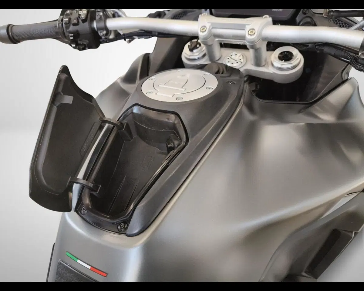 Ducati Multistrada V4 1100 S Sport (2021) (21)