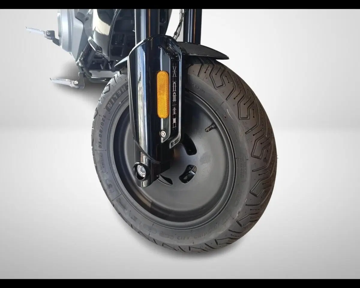 Bmw CE 02 AM (2024 - 26) (8)