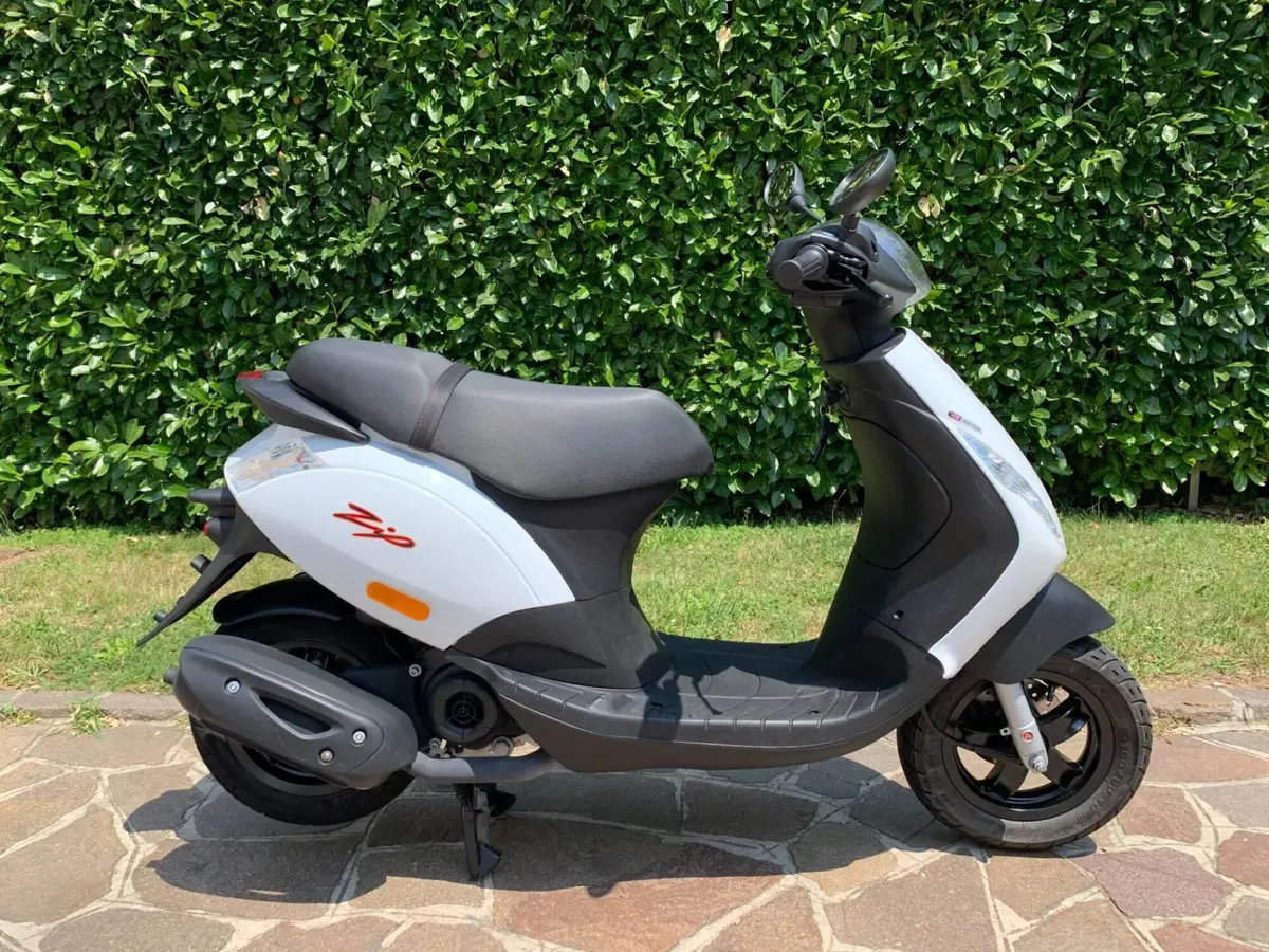 Piaggio Zip 50 4T (2021 - 25)