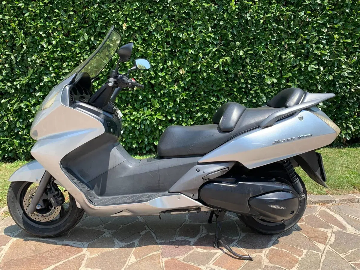 Honda Silver Wing 400 (2006 - 09) (2)