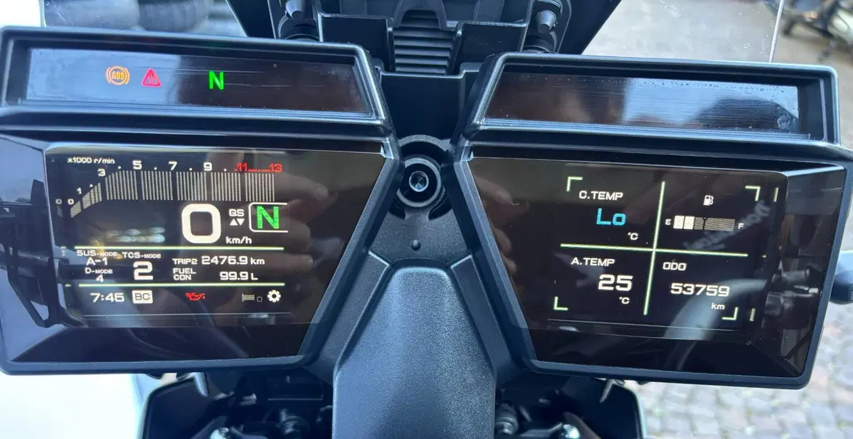 Yamaha Tracer 9 GT (2021 - 24) (4)