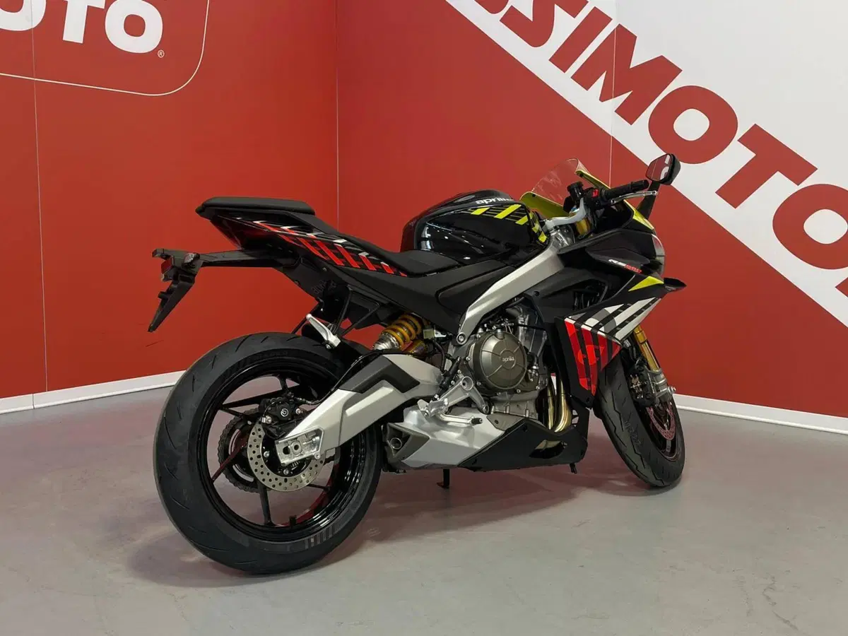 Aprilia RS 660 Factory (2025 - 26) (3)