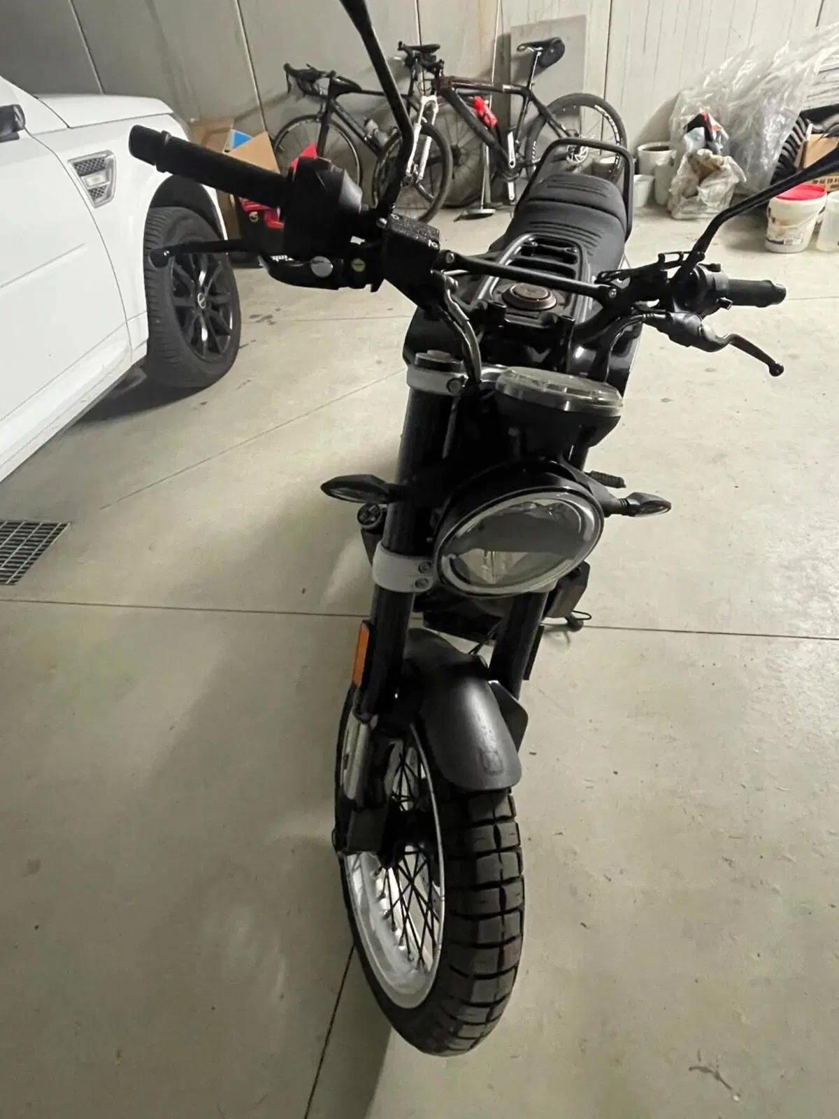 Husqvarna Svartpilen 401 (2018 - 19) (5)