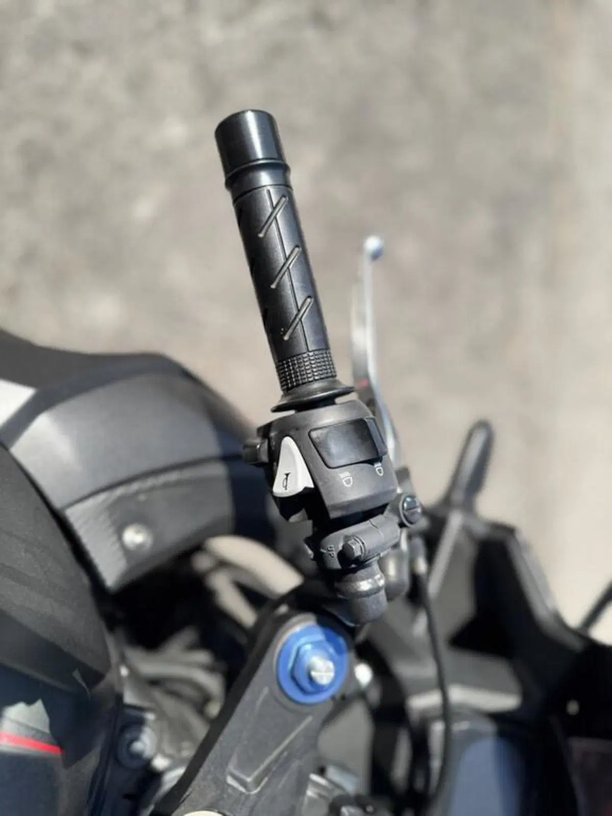 Honda CBR 500 R ABS (2017 - 18) (6)