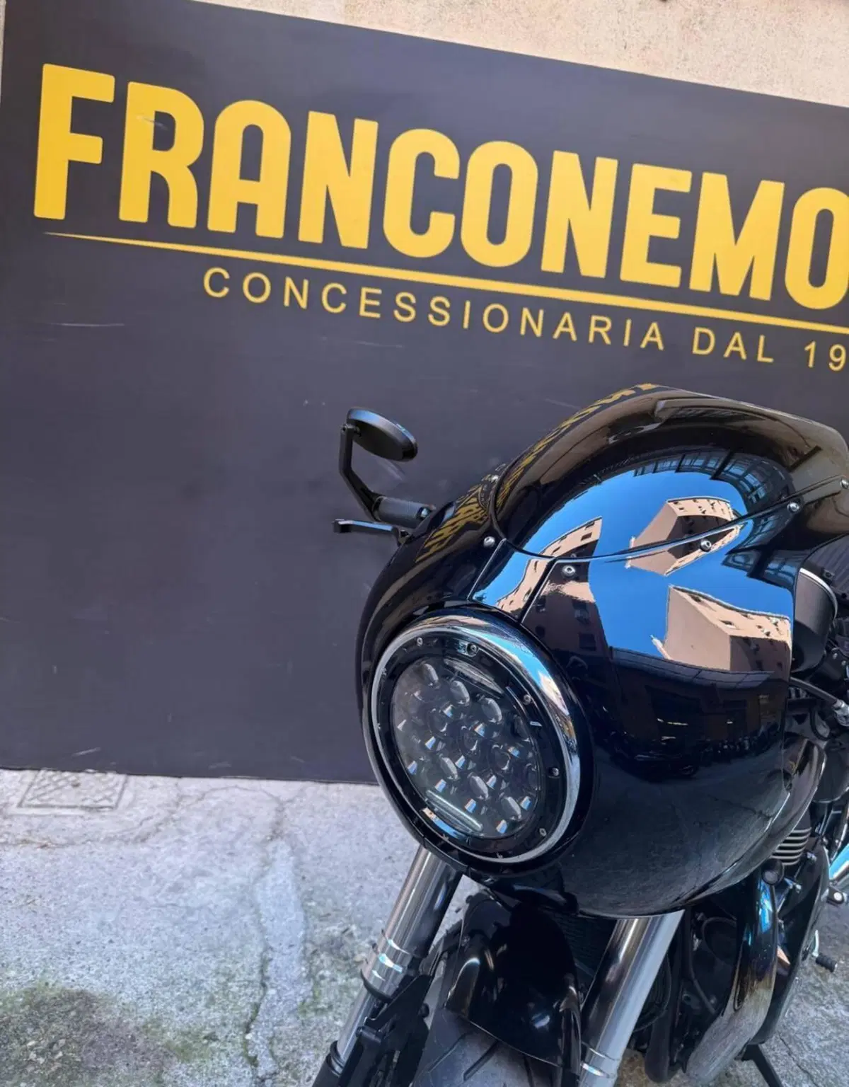 Triumph Thruxton 1200 R (2017 - 20) (6)