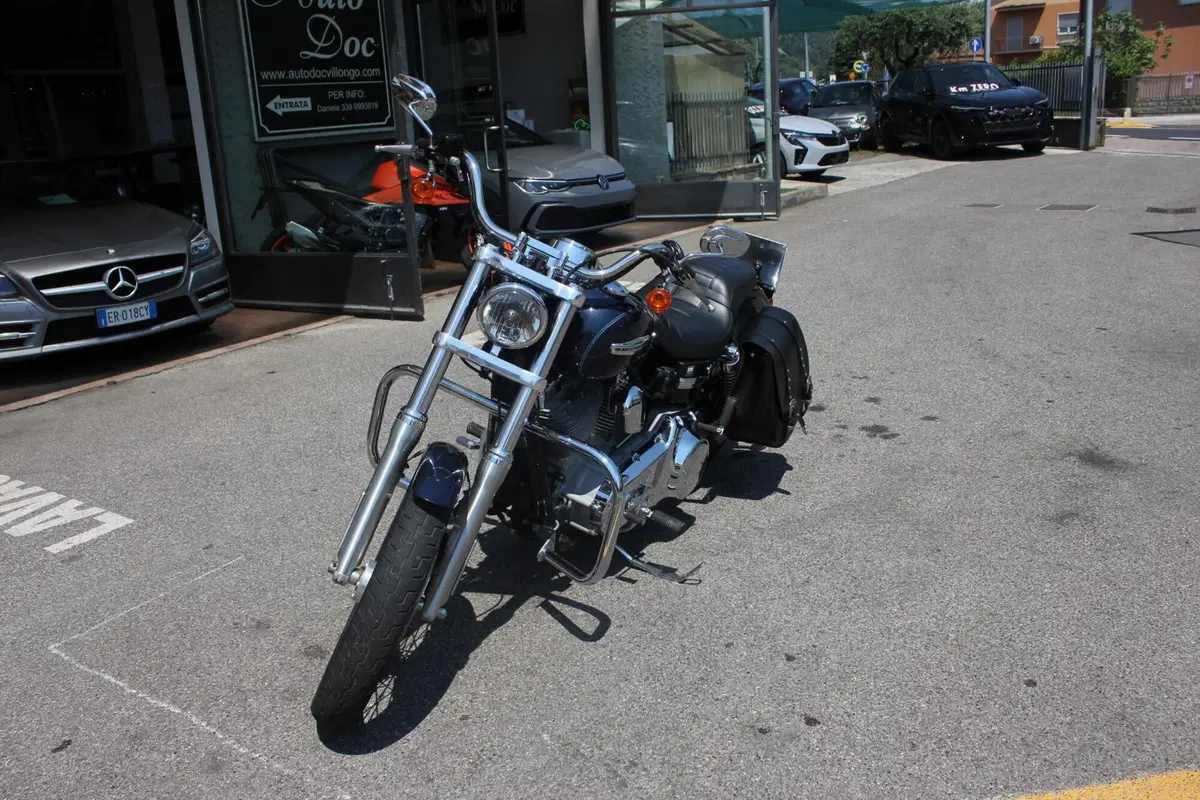 Harley-Davidson 1584 Super Glide Custom (2008 - 13) - FXDC