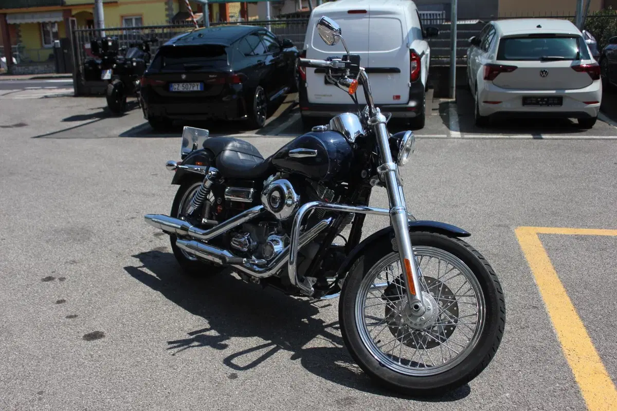 Harley-Davidson 1584 Super Glide Custom (2008 - 13) - FXDC (3)